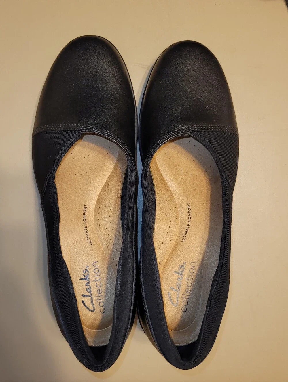 Clarks Collection - Suttyn Walk Black Wedge.  Size 7.5